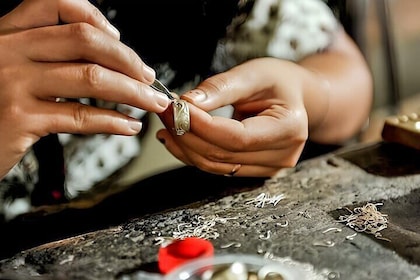 Nusa Penida Silver Jewelry Crafting Class