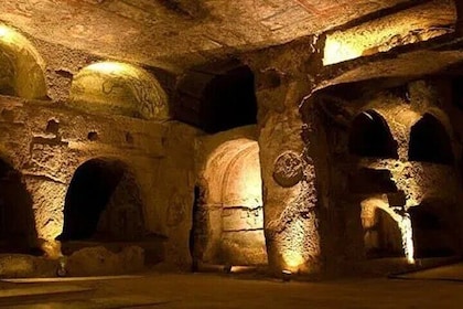 Christian Catacombs & St. Clemente Basilica - Private Tour