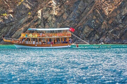 Antalya City and Duden Waterfalls Day Tour with Boat Trip