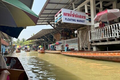 Floating Market and Railway Market Private Tour VIP Transport