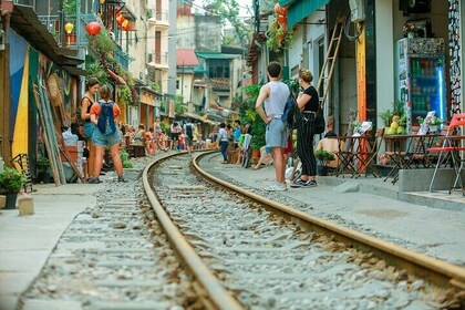 Hanoi Shore Excursion: Cook, Explore & Savor in a Day From Halong