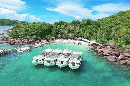 Phu Quoc 3 Island Hopping and Snorkeling Boat Trip