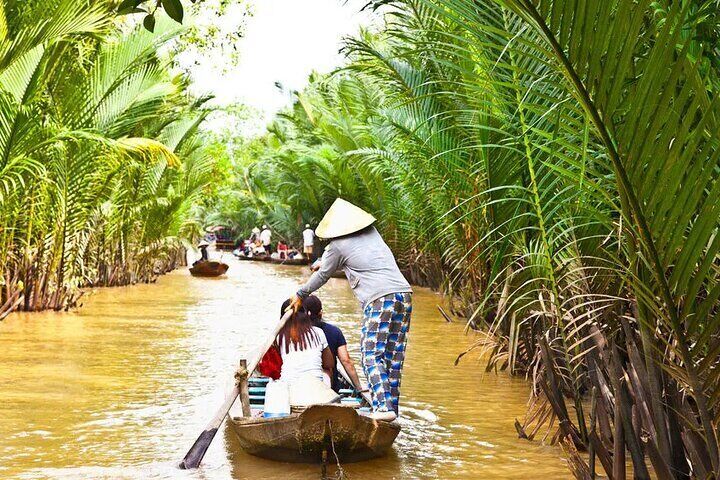 Mekong Delta and Cai Rang Floating Market Explorer Tour