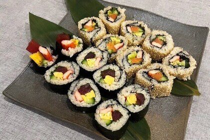 Let's make Roll sushi and Tempura at Ryoko's house in Tokyo！