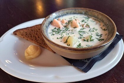 Rovaniemi Insider: Guided Food Tour With 5 Tastings