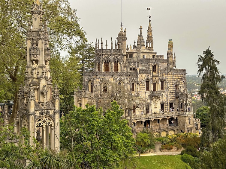 Small-Group Sintra Full Day Tour With Regaleira Palace