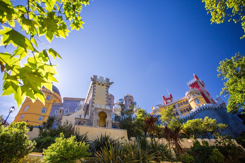 Small-Group Sintra Full Day Tour With Regaleira Palace