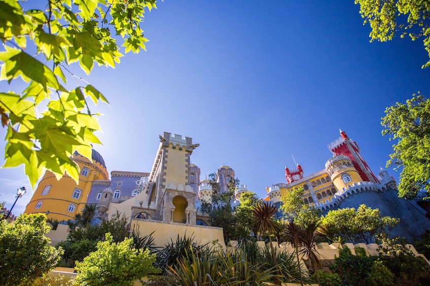 Small-Group Sintra Full Day Tour With Regaleira Palace