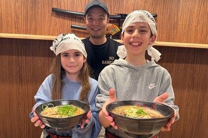 Kyoto Ramen Spoon Painting & Michelin Cooking Class