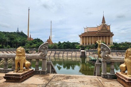 Visit Phnom Udong and Silk Island by Khmer Traditional Tuk-Tuk