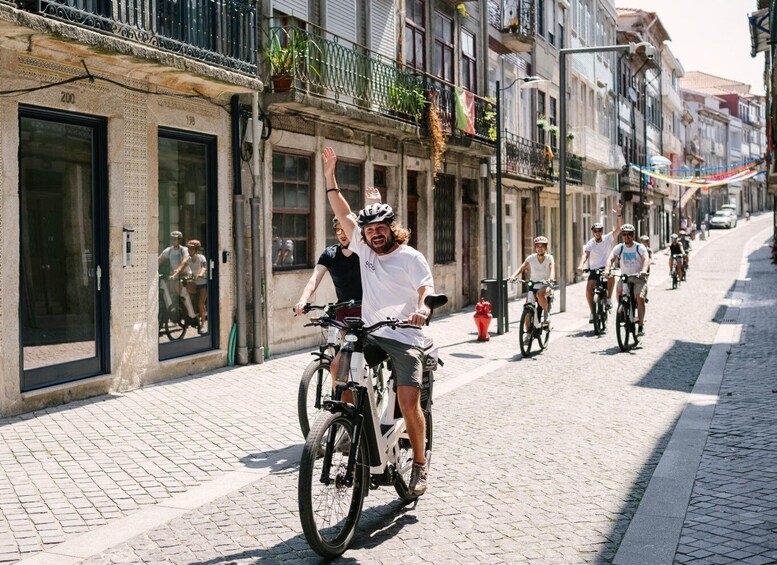 Picture 6 for Activity Porto Highlights Tour on an e-bike: Historical, Sightseeing