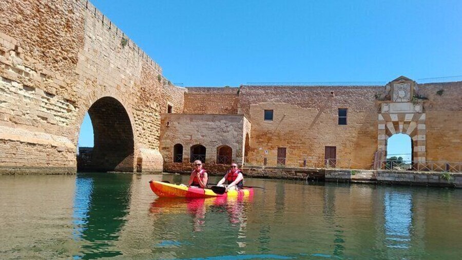 Guided Kayak in the Brindisi bay