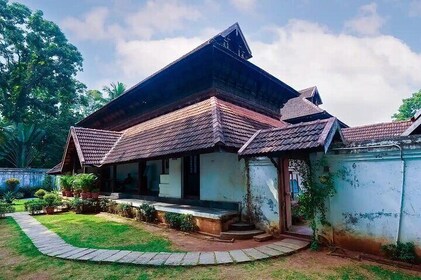 Kerala 6 Day Tour Munnar Thekkady Alleppey Kovalam Beaches