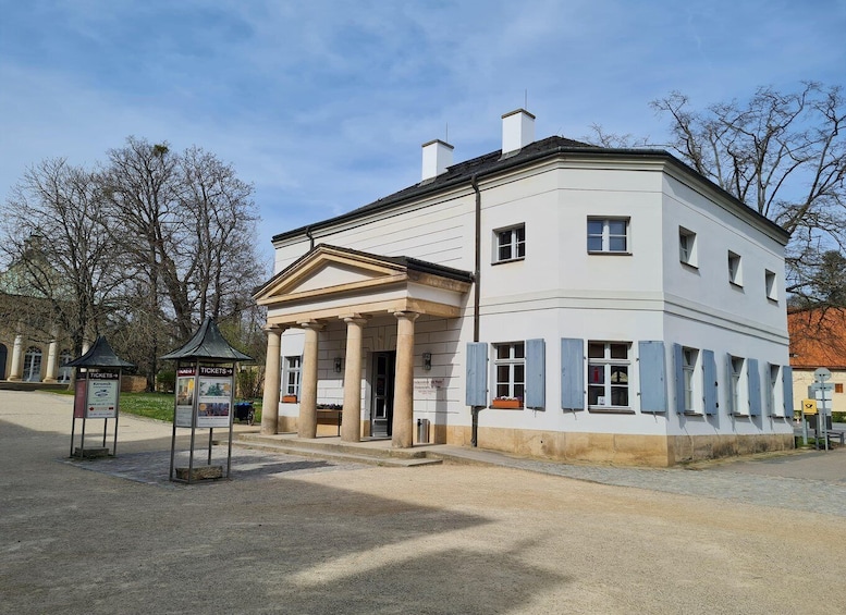 Picture 2 for Activity Dresden: 1.5-Hour Guided Tour of Pillnitz Castle