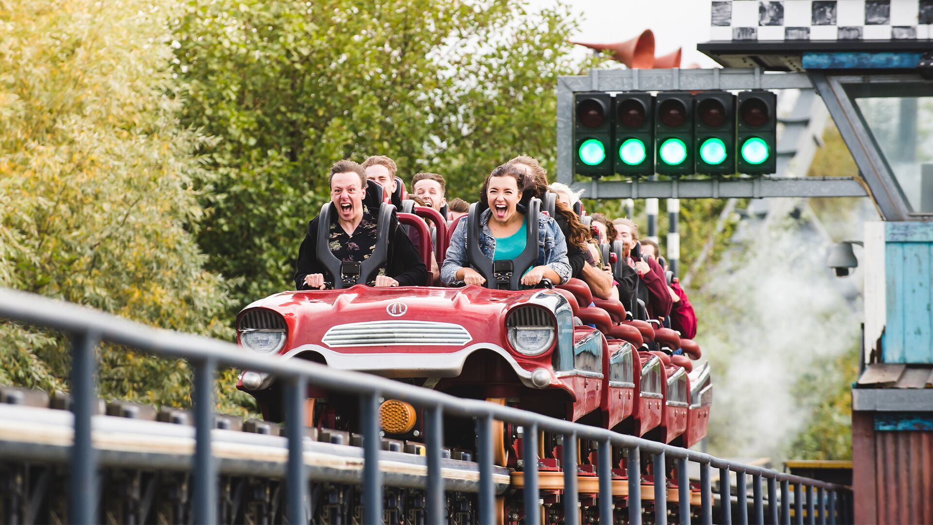 Theme Parks Near London: Six Of The Very Best