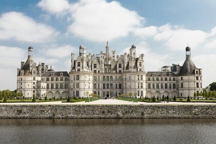 Full Day Loire Valley Guided Private Tour