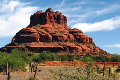 Your Day, Your Way: Custom Sedona Private Driver Tour