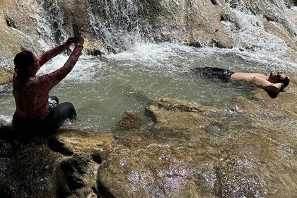 Dunn's River Falls & Island Village, Private Tour from Kingston