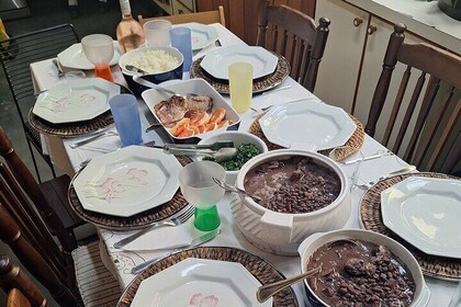 Gastronomic Cinema: Immersion in Cinema and Brazilian Cuisine