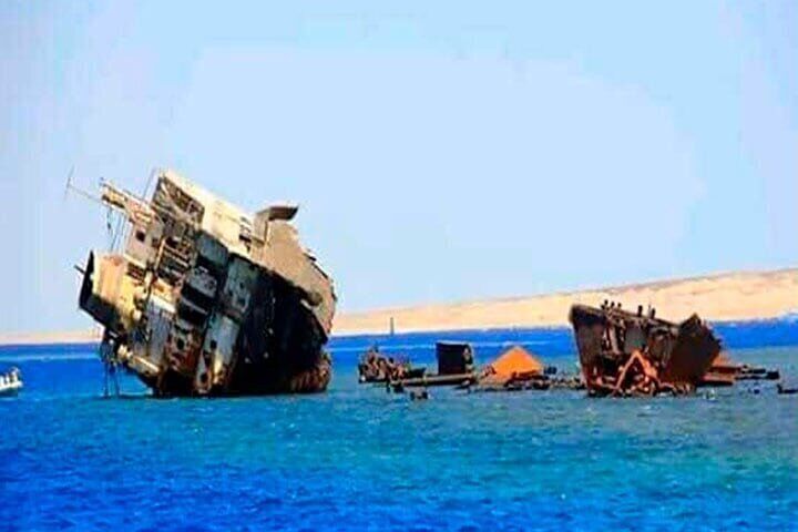 Tiran Island Snorkeling Tour with Transfers and Lunch Included