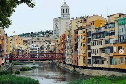 Barcelona to Girona : Private Guided Day Trip by Public Transport