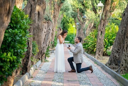 Proposal of marriage in Taormina
