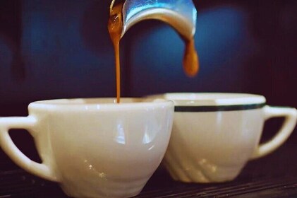 Naples Coffee Tasting Experience with Sfogliatelle Pastry