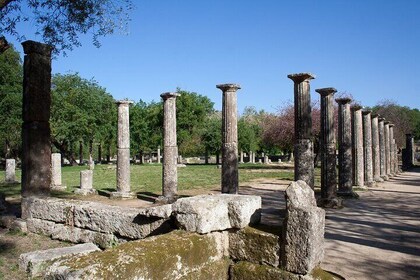 Olympia Shared Mini Bus Tour from Katakolon