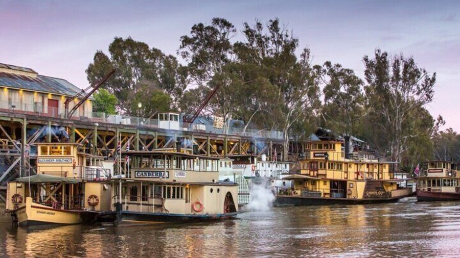 Classic Paddle Steamers pulling into Echuca Port
