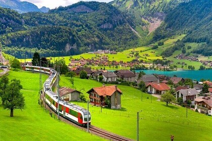 Swiss Travel Pass Unlimited Rail Bus and Boat Access