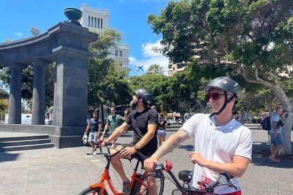 Guided Historical Bike Tour with E-Bike Option in Tenerife