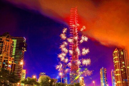 Dubai New Years Luxury Yacht Cruise & See Burj Khalifa Fireworks