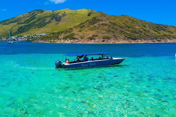 Discovery Powerboat Tour ,Snorkeling with Turtles & BBQ Lunch