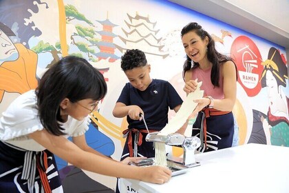 Ramen Making near Osaka Castle with Souvenir