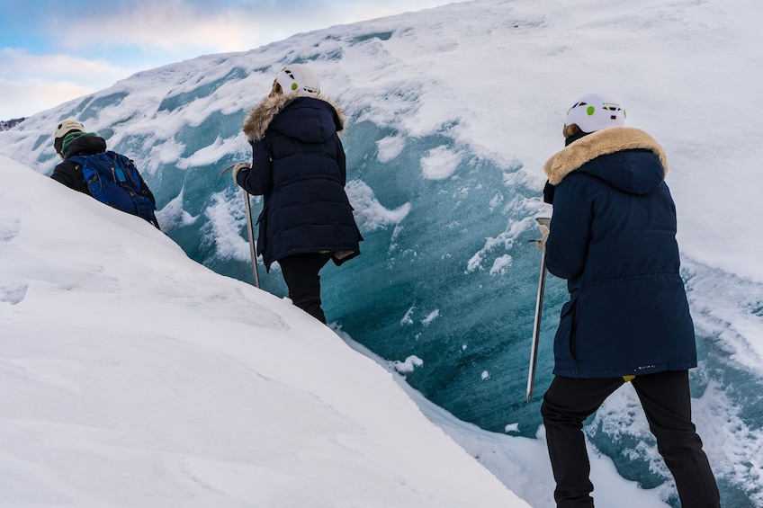 Small Group Easy Glacier Hiking Tour In Skaftafell