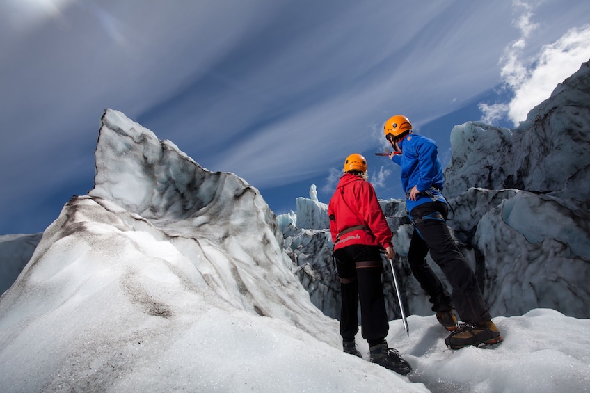 Small Group Easy Glacier Hiking Tour In Skaftafell