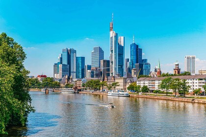 Frankfurt: Main-sightseeingcruise med kommentarer