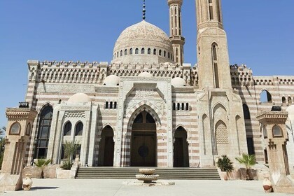 Sharm El-Sheikh Museum and Old Market Private Tour