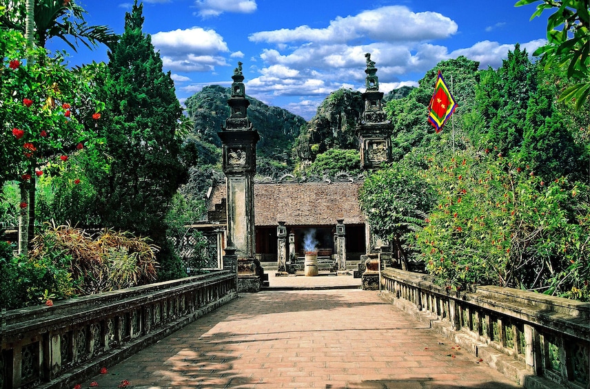 Visit Hoa Lu & Tam Coc in Ninh Binh full day tour from Hanoi