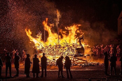 6 Day Private Tour: Up Helly Aa Viking Festival and Shetland