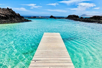 Explore Lobos Island, Popcorn Beach, and Dunes