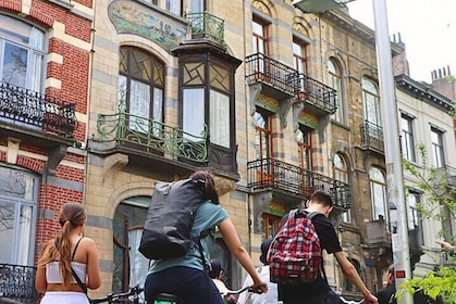 Guided tour Brussels: Art Nouveau by bike