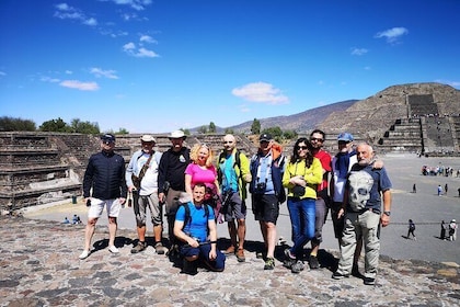 Teotihuacan : Early and Express Private Small Group