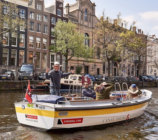 Picture 1 for Activity Amsterdam: Open Boat Tour with Local Guide