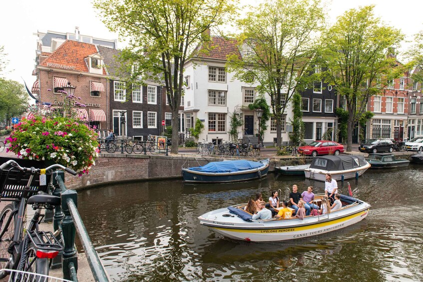 Picture 2 for Activity Amsterdam: Open Boat Tour with Local Guide