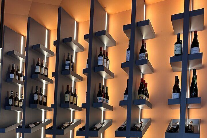 Sip and Savor Boutique Wine Tasting Experience