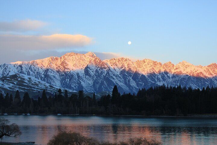 Tekapo to Queenstown via Mt Cook Small-Group Tour