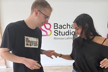 Private Salsa and Bachata Lessons in Lima for Beginners