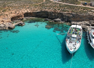 Malta: Comino, Blue Lagoon & Gozo - 2 Island Boat Cruise