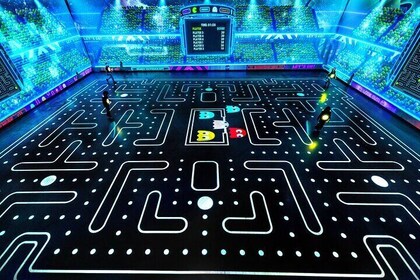 Experience to Play PAC MAN in Real Life